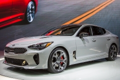 KiaStinger_01