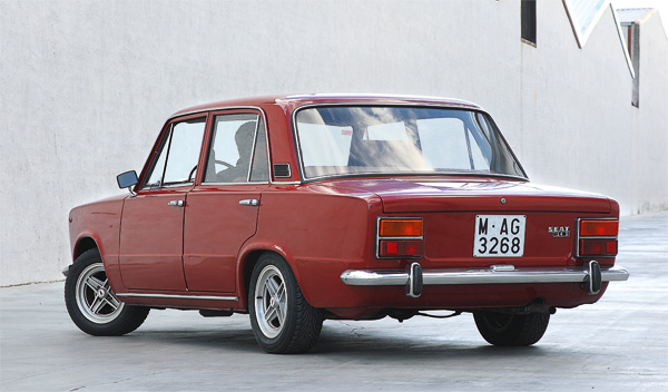 SEAT124_3