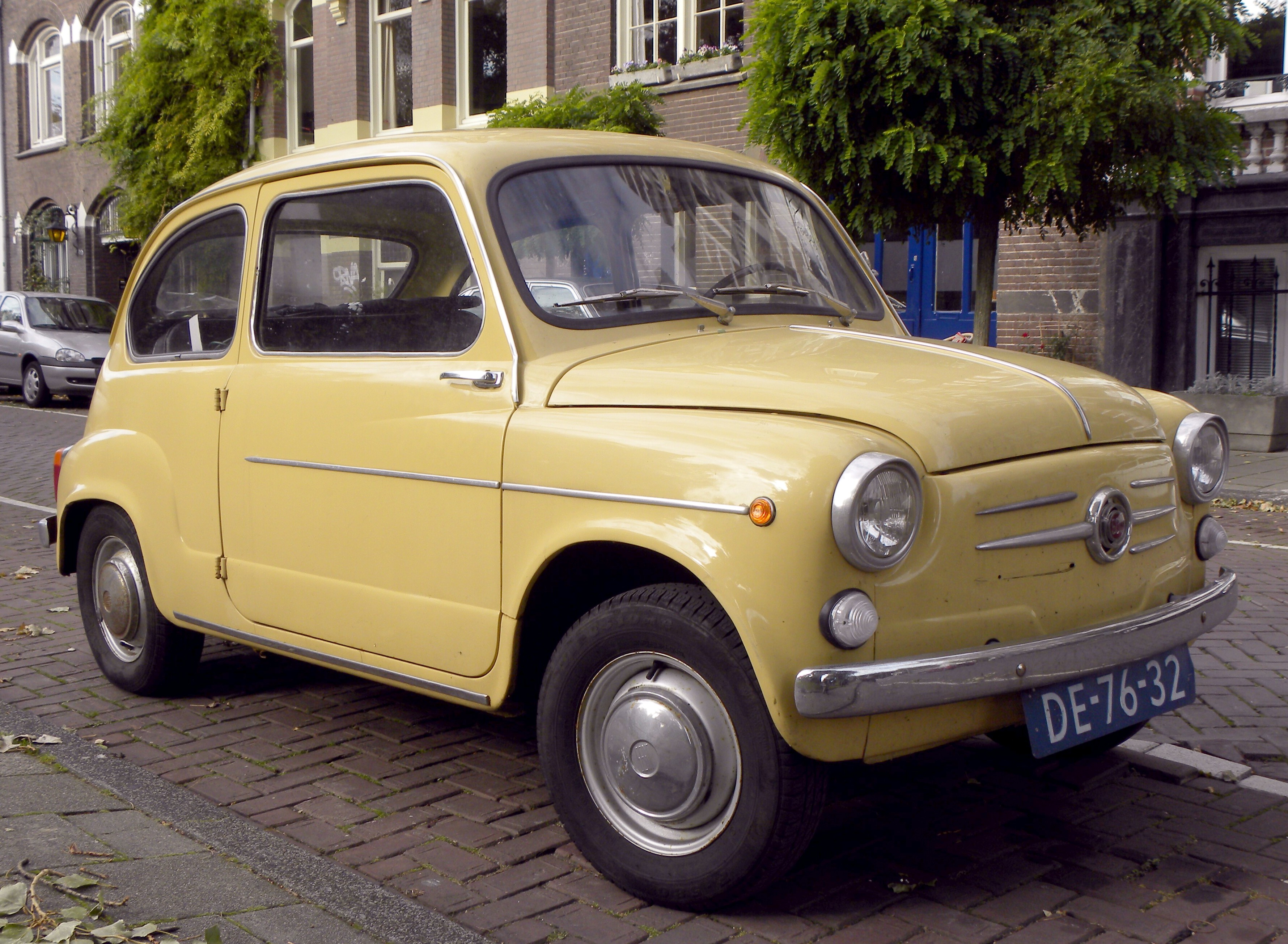 SEAT600_4