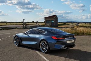 BMWM8_02